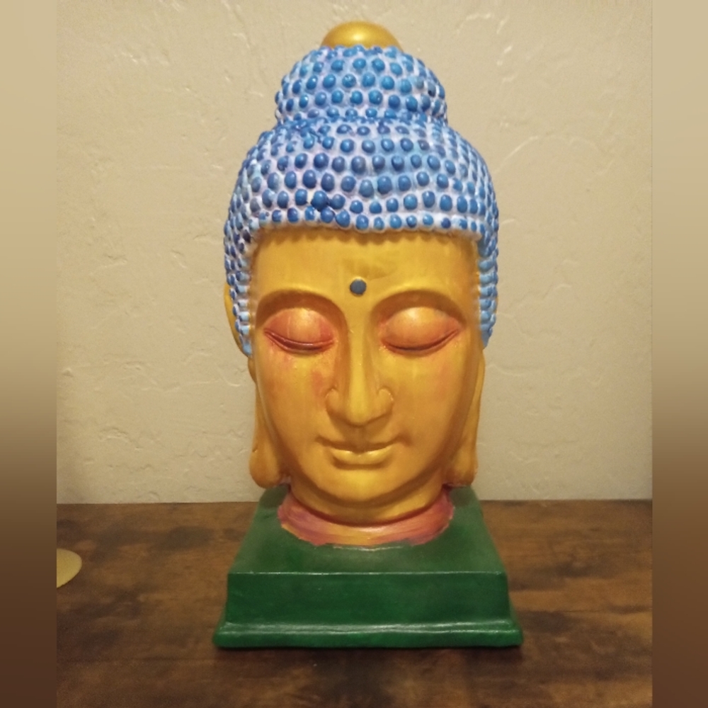 Buddha statue